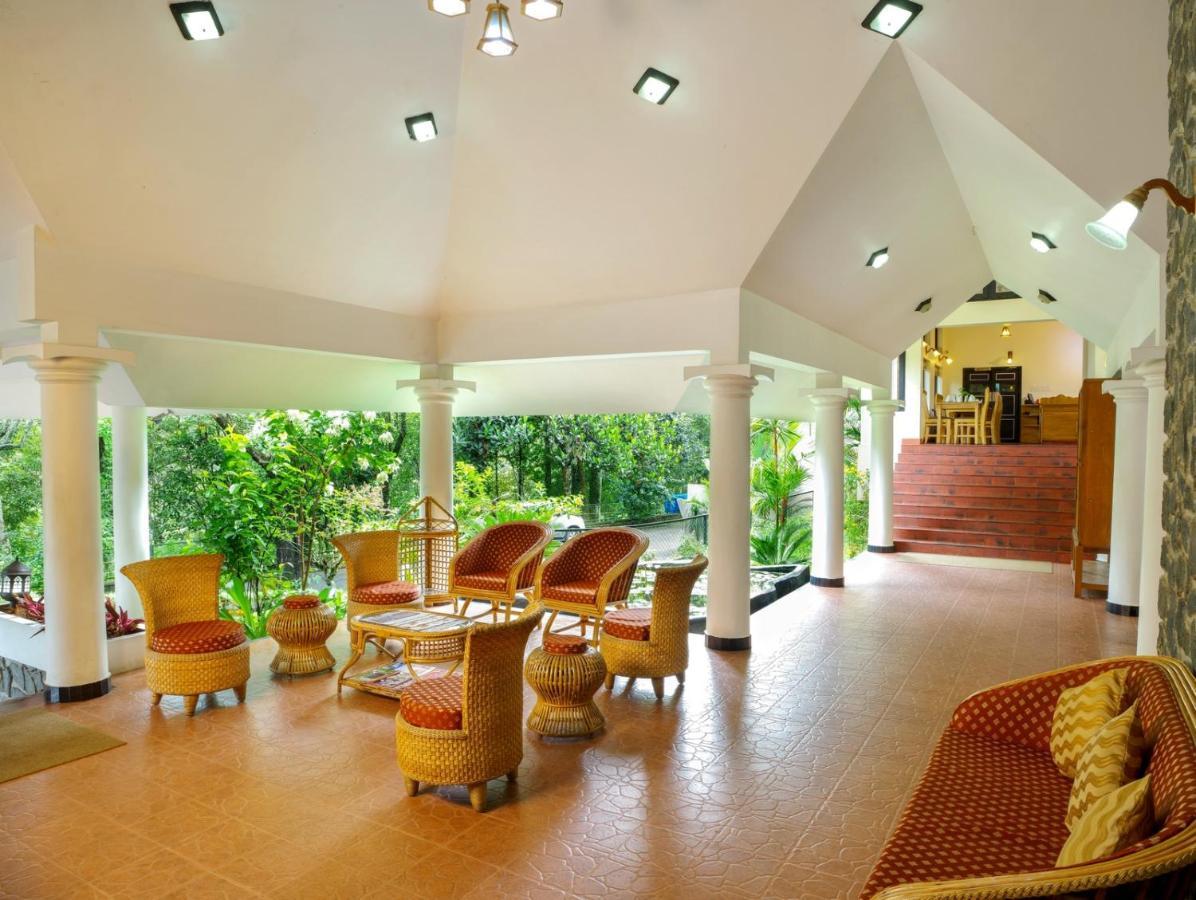 Hotel Treetop Thekkady Bagian luar foto
