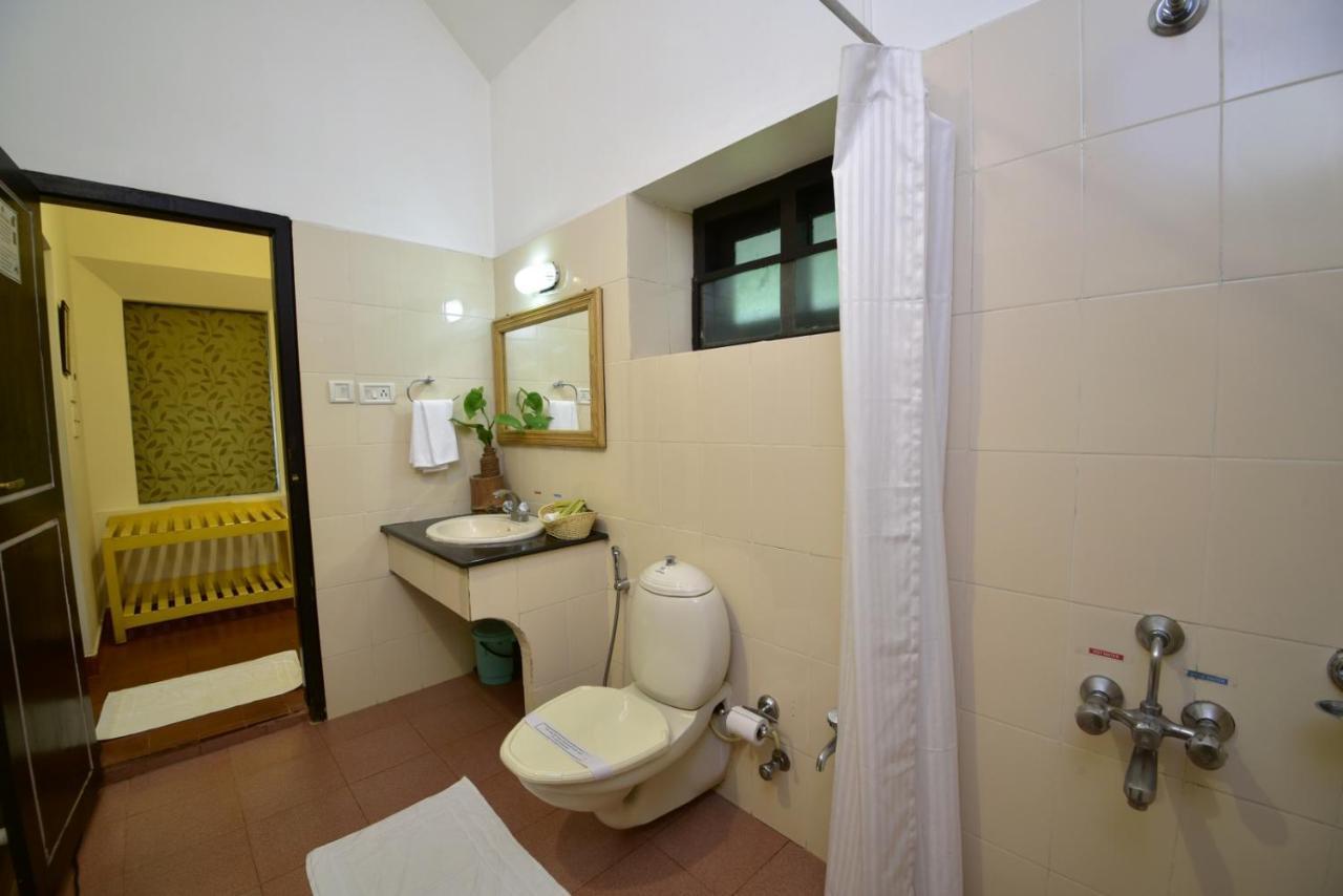 Hotel Treetop Thekkady Bagian luar foto